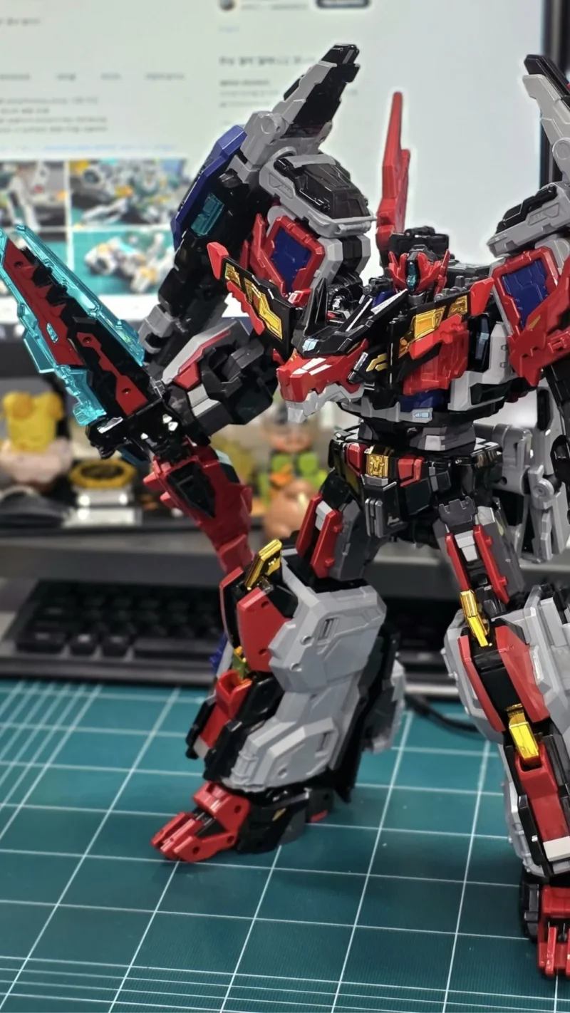 Heavy Iron W 30cm 12 SAMG Metal Cardbot W Heavy Iron W – 30cm Transforming Robot Truck Figure