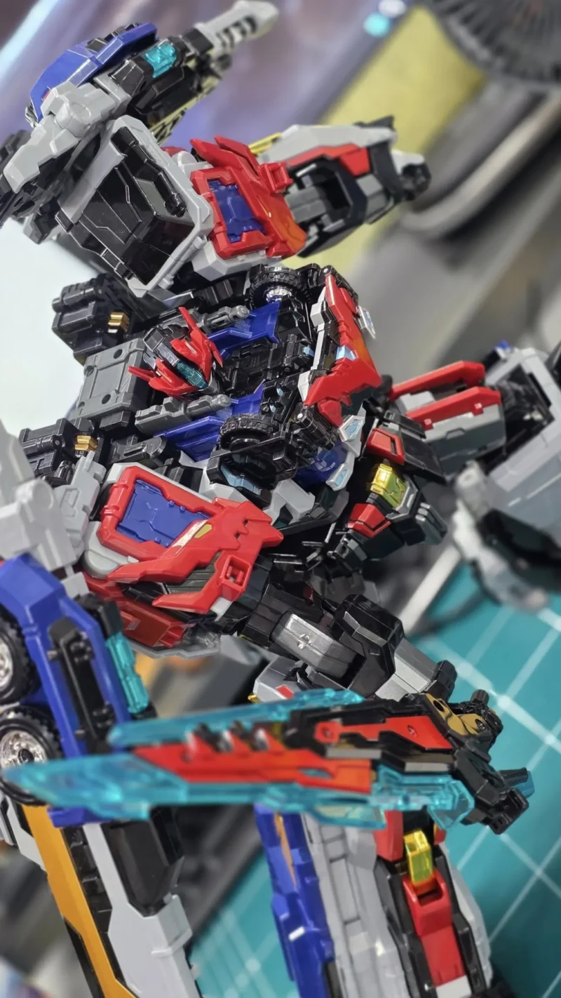 Heavy Iron W 30cm 2 SAMG Metal Cardbot W Heavy Iron W – 30cm Transforming Robot Truck Figure