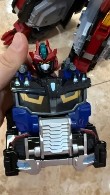 Heavy Iron W 30cm 7 SAMG Metal Cardbot W Heavy Iron W – 30cm Transforming Robot Truck Figure