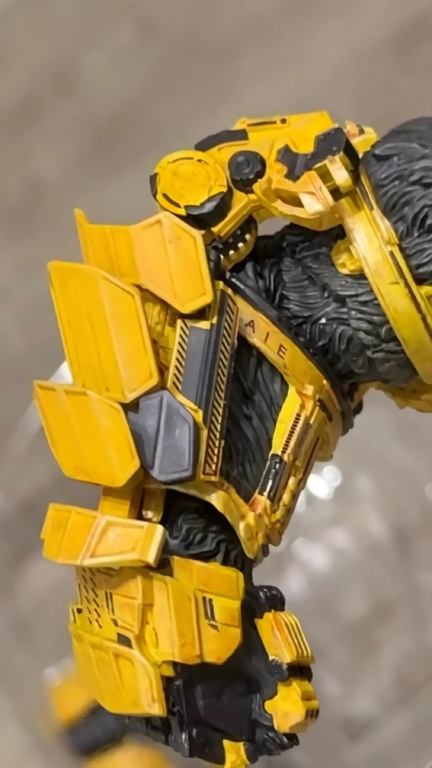 Kong Mechanical Glove Ver. 1/10 Collectible Figure